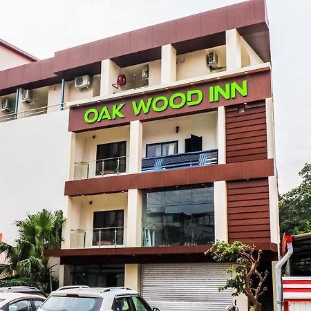 Collection O Oak Wood Inn Rājpur Esterno foto